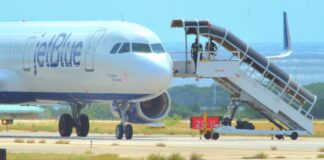 Bommelding riba Jetblue a pone tur vuelo desvia