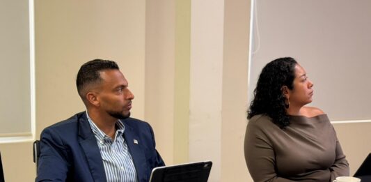 Parlamentario Dennerich Kelly (AVP): Salud mental mester di fortificacion structural