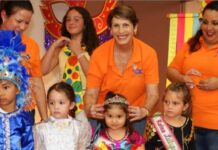 Addonsito a MC Lilly Putters su Queen Election 2026