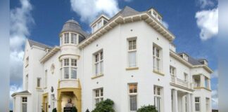 Fraccion di MEP cu preguntanan critico pa gobierno: Con a para cu renobacion di Aruba Huis?