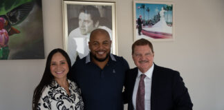 Minister Gerlien Croes: deporte como caminda pa futuro di nos hobennan, Hall of Famer Andruw Jones di bishita na Aruba