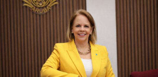 Evelyn Wever-Croes: Comite Olimpico Arubano ta planta simia pa campeonnan di mañan: “Comite Olimpico Arubano a presenta nan structura, organisacion y prioridadnan na Parlamento”