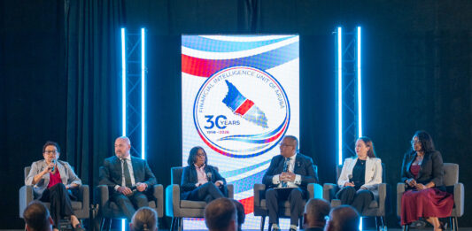 30 aña di lucha contra crimen financiero: FIU Aruba ta para firme pa transparencia y siguridad financiero