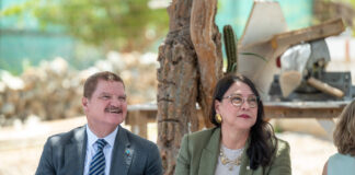 “Nos ta restaurando Aruba”: Eman ta reafirma rumbo di gobierno tras un aña di liderazgo