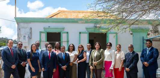 Un aña di gobernacion: progreso concreto no obstante gran reto