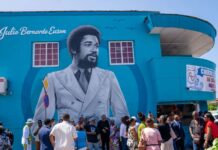 Celebracion Nacional 50 aña di nos Himno y Bandera y 40 aña di Status Aparte: Un bos cu a duna speransa: Homenahe na Julio Euson cu mural special