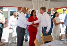 Durante bishita di Su Mahestad Rey Willem-Alexander tabatin dialogo tematico riba turismo y migracion