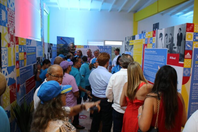 Exposicion Status Aparte14