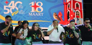 Tremendo ambiente y participacion na e di dos anochi di Feria Patriotico na Carnival Village