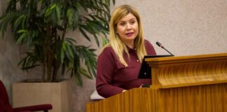 Lider di Fraccion AVP, Jennifer Arends-Reyes: Gobierno tin e responsabilidad di proteha e consumidor Arubiano