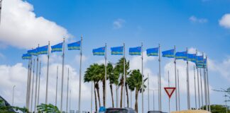 Nos ta na caminda pa celebracion di 50 aña di nos Himno y Bandera, haya sa un tiki mas di origen y protocol pa nos bandera.