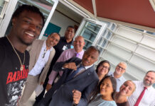 Minister Dowers a duna “THE BABA YAGA” Damian Pinas reconocemento