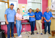 E ganado di dies tanki di awa ta conoci