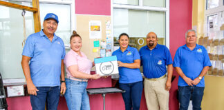 E ganado di dies tanki di awa ta conoci