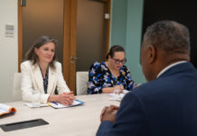 Representante Permanente di Nacionnan Uni ta haci bishita di introduccion cerca Minister Dowers