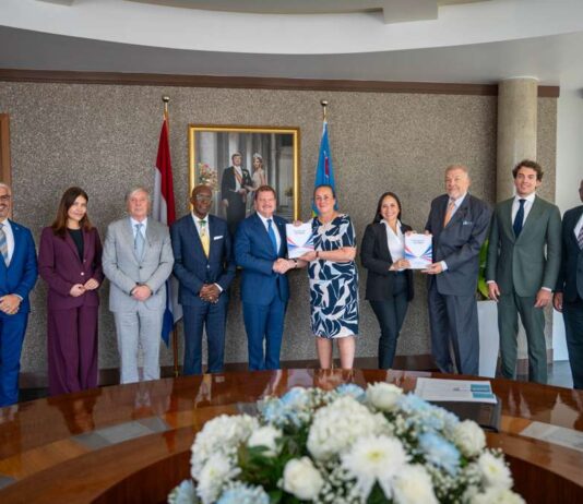 Minister Gerlien Croes: Comision di Evaluacion ta presenta evaluacion intermedio di cooperacion di reforma na Aruba