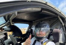 Prome Minister Mike Eman a experencia drifting na Monster Motor Madness 2026