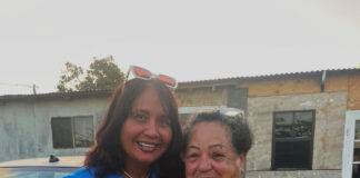 Paulita (Ita) Ramona Ridderstaat ta ricibi Premio Ovito Tromp 2026 durante Fiesta Arubiano na Centro di Bario Noord