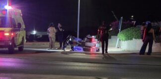 Motociclista gravemente herida transporta pa Hospitaal