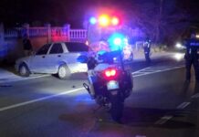 Motociclista ta scapa despues di accidenta contra un auto