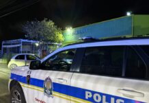 No ta topa cu niun hende hinca