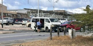 Accidente cu basta daño material altura di Pricesmart y hende herida