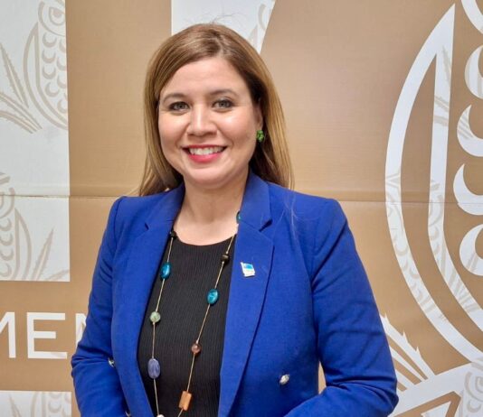 Parlamentario Jennifer Arends-Reyes: Lo ta bon pa explora posibilidad di app pa registra presencia di mucha na centro di cuido