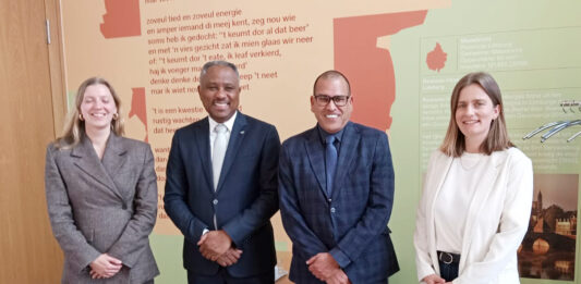 Minister Dowers ta na Hulanda pa fortifica cooperacion internacional riba gobernacion, migracion and infrastructura