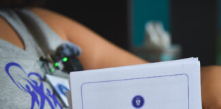 VOX: Un podcast pa eleva bos di hoben ta bek