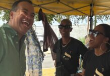 San Nicolas Pop-Up Market ta crece como motor di economia local cu mas di 60 vendor presente e diasabra aki