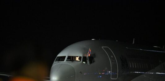 Su Mahestad Rey Willem-Alexander a yega Aruba den marco di celebracionnan nacional historico