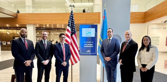 Minister Geoffrey Wever: Actualisacion di e prome reunionnan financiero na New York: Aruba ta fortalece su posicion den mercado internacional