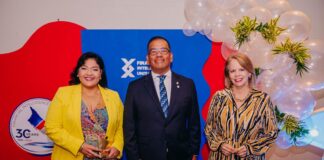 Parlamentario Xiomara Maduro ta felicita FIU Aruba cu nan 30 aniversario