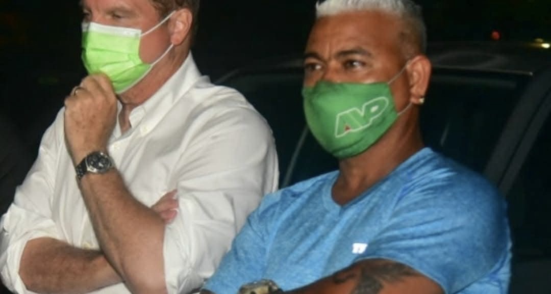 Chofer-Bodyguard di Mike deteni pa droga y arma