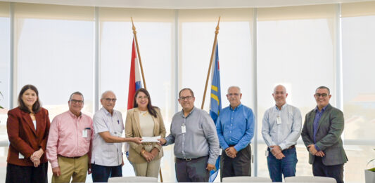 Ministerio di Salubridad ta realisa traspaso oficial di HOH como fase final di renobacion y expansion