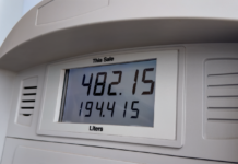 Pueblo ta solidario cu decision di gobierno pa absorba aumento den prijs di combustibel