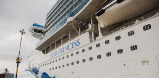Aruba Tourism Authority y Aruba Ports Authority N.V. a yama bon bini na e cruceronan Queen Anne, Star Princess y Scenic Eclipse