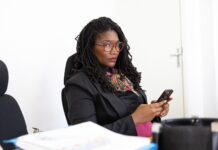 Miembro di Parlamento pa AVP, Otami Thomasia: AWSS bou di lupa: progreso mester bay hunto cu responsabilidad