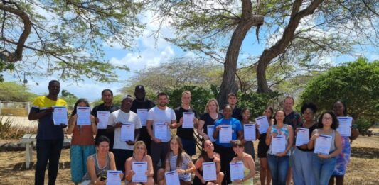 Centro pa Desaroyo di Aruba ta fortalece hubentud y organisacion local cu apoyo di Union Europeo