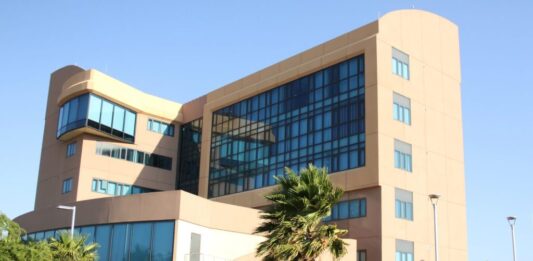 DIMAS a procesa casi 100% di e peticionnan di 2025 y a subraya e importancia pa tin bo email adres personal semper na ordo den e proceso di aplicacion pa permiso