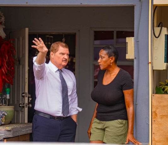 Gobierno ta cumpliendo: Renobacion di De Vuyst ta duna bida nobo na e bario y su comunidad