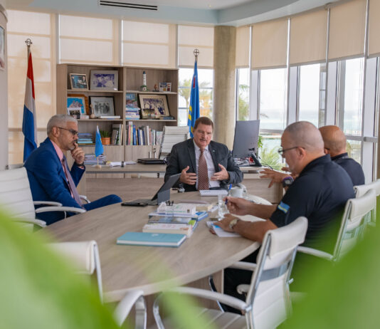 Reunion entre Gobierno y Crisis Management Office enfoca riba colaboracion y preparacion strategico