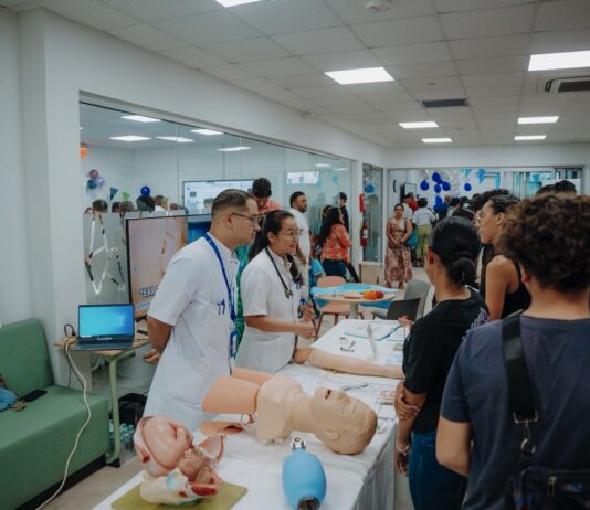Bo ta hoben y ta desea un futuro den cuido medico: HOH Academy tin su opendag pa futuro profesionalnan