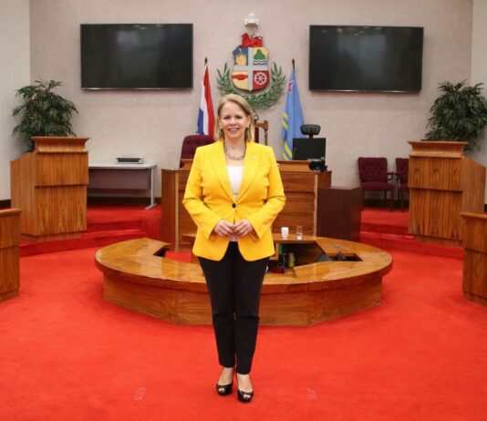 Fraccion di MEP: Presion poni cerca gobernador a yuda!