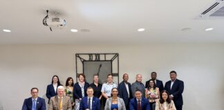 Dos protocol importante firma: Minister Wendrick Cicilia presente durante conferencia maritimo na Sint Maarten