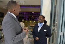 “Sin conexion entre enseñansa y practica, Aruba ta perde su bentaha competitivo” Eduard Pieters a expresa despues di su bishita na Mondriaan