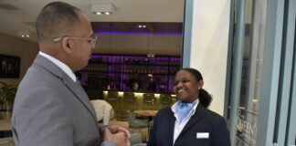 “Sin conexion entre enseñansa y practica, Aruba ta perde su bentaha competitivo” Eduard Pieters a expresa despues di su bishita na Mondriaan