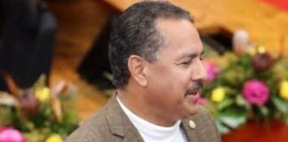 Parlamentario di AVP, Ing. Carlos Bermudez: “Maltrato den sector hotelero no por sigui – mester tuma accion awo”