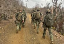 Ehercito Real Hulandes ta haci ehercicio na Boneiro