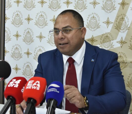 Parlamentario Eduard Pieters (PPA): “BBO ta castiga pueblo y Gobierno no ta actua”